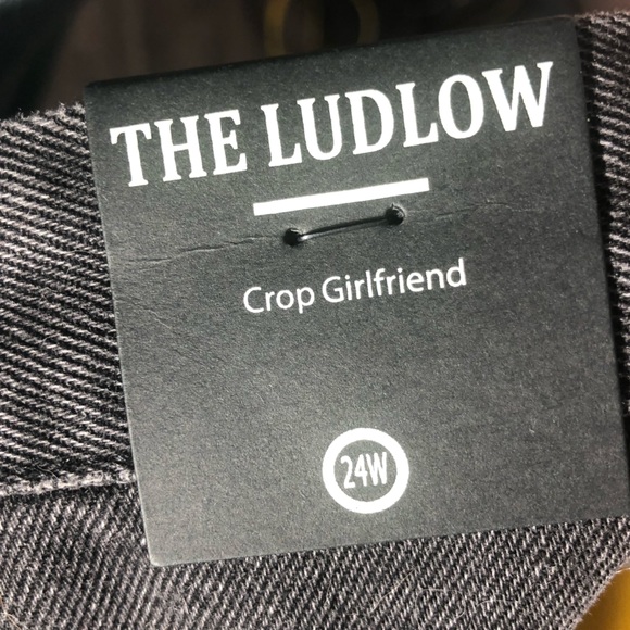 NWT Blank NYC Crop Girlfriend Shorts in Black - Size 24W - Picture 6 of 6